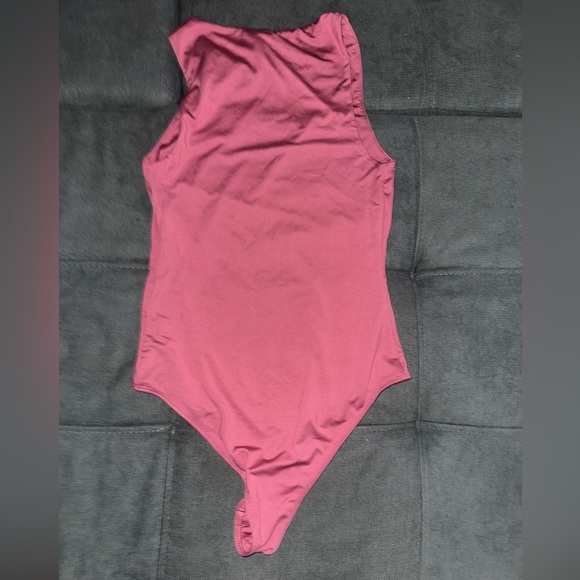 Pink Ribbed Sleeveless Bodysuit Basic Y2K Minimal Top XS - Picture 2 of 2